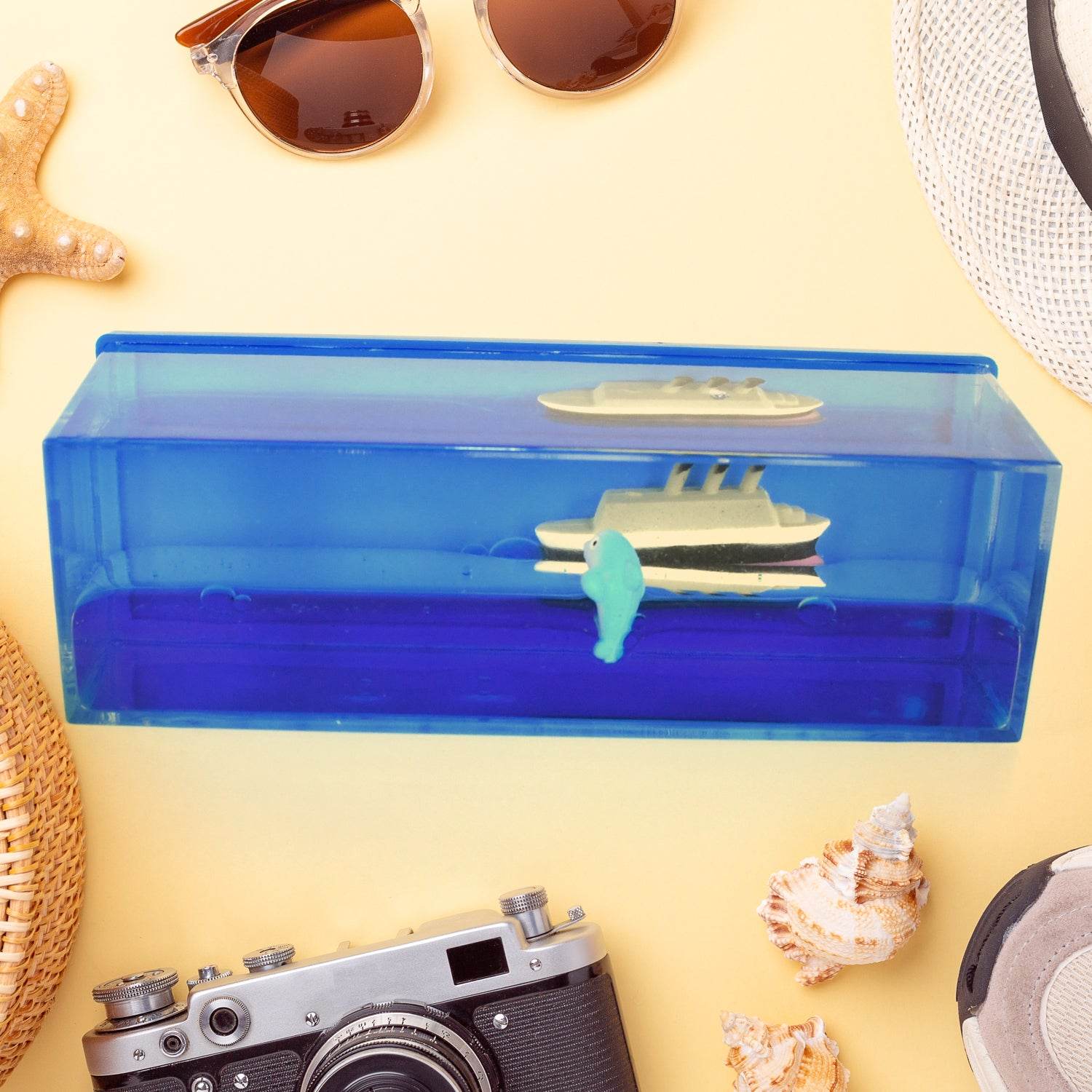 Car Interior Dashboard Decoration Floating Water Cruiser Ship Iceberg Ornament Car Interior Decoration For Birthday Gifts Home Decor Suitable For Home Show Car Decoration Gifts Desk Or Paperweight - 9XShoppy