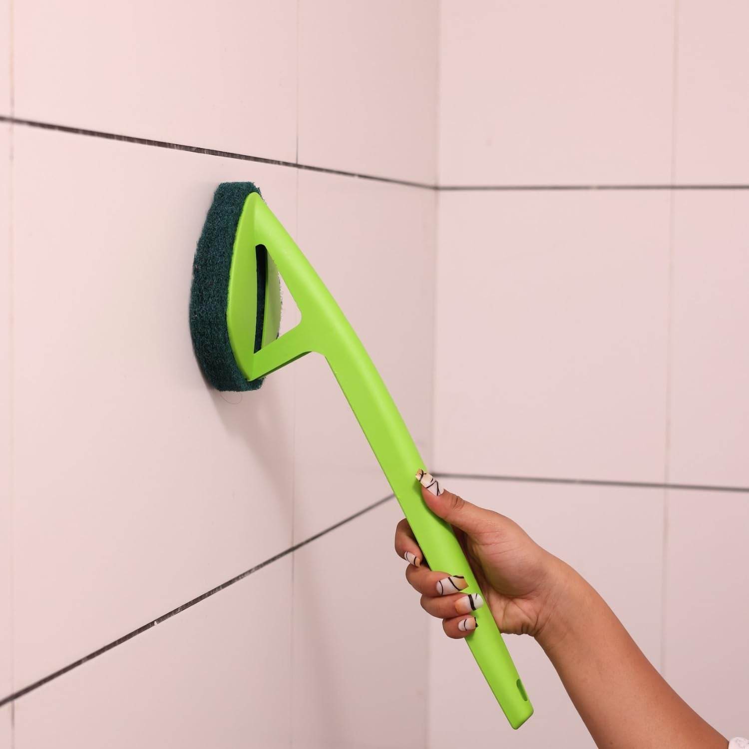 Scrubber Hockey With Long Handle (1 Pc) - 9XShoppy
