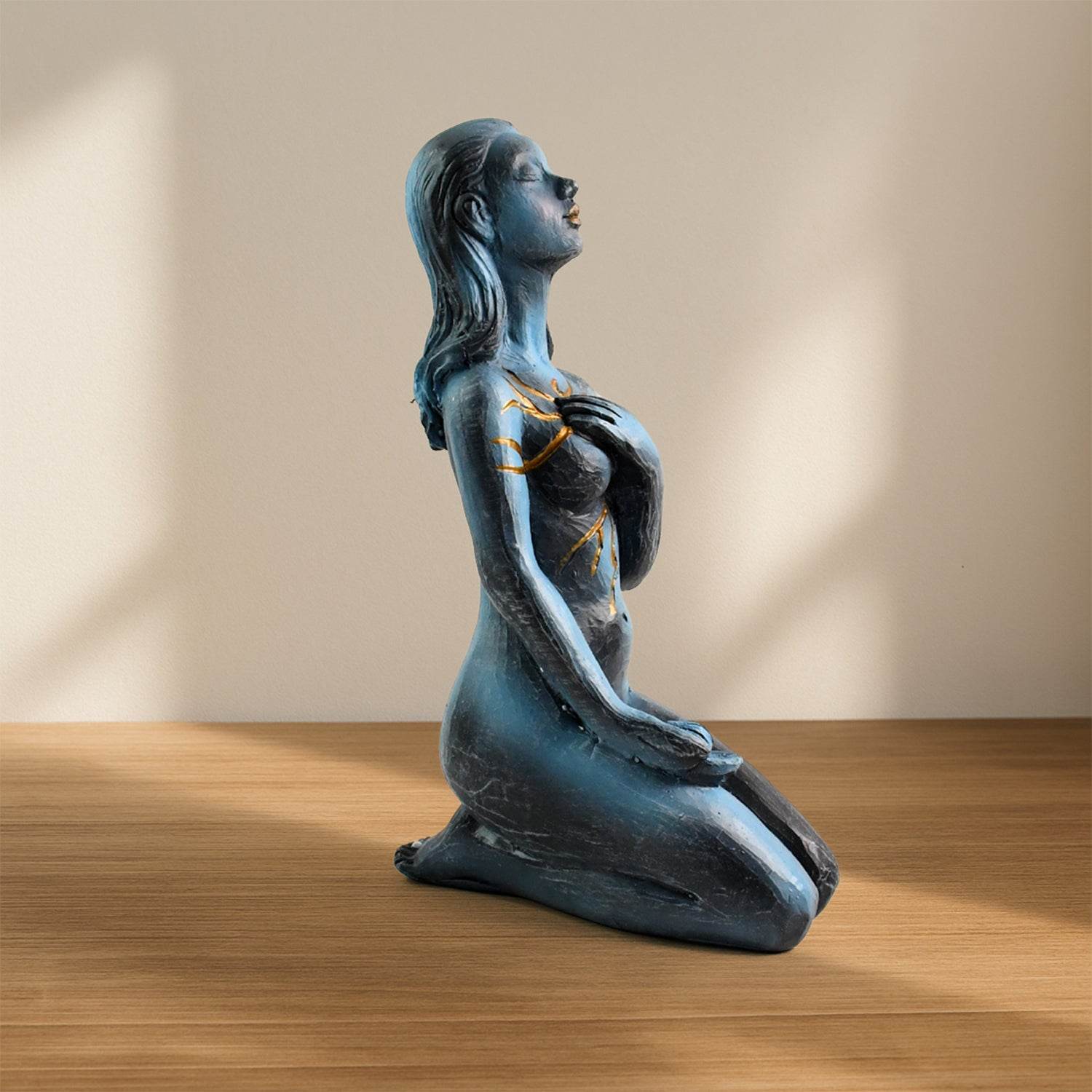 Elegant Resin Kneeling Woman Decorative Statue (1 Pc) - 9XShoppy