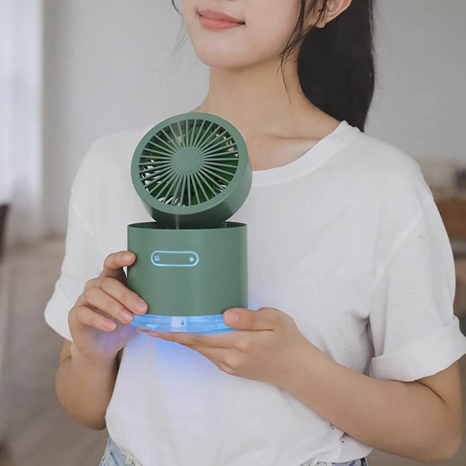 7615 Mini Desktop Cooling Fan Automatic Shaking Head Rotating Spray Humidifier Fan Water Cooling Small Fan Desktop Mini Air Conditioning Fan With Small Water Tank (Battery Not Include) - 9XShoppy
