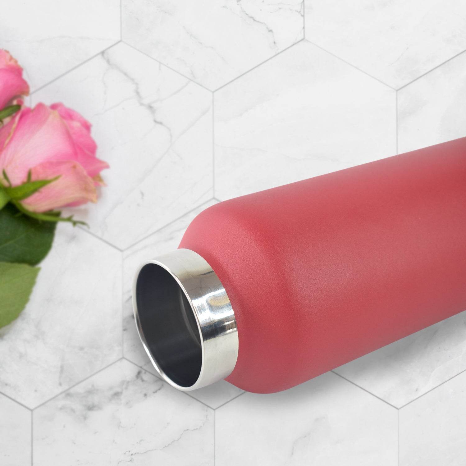 Vacuum Insulated Stainless Steel Water Bottle (630 Ml) - 9XShoppy