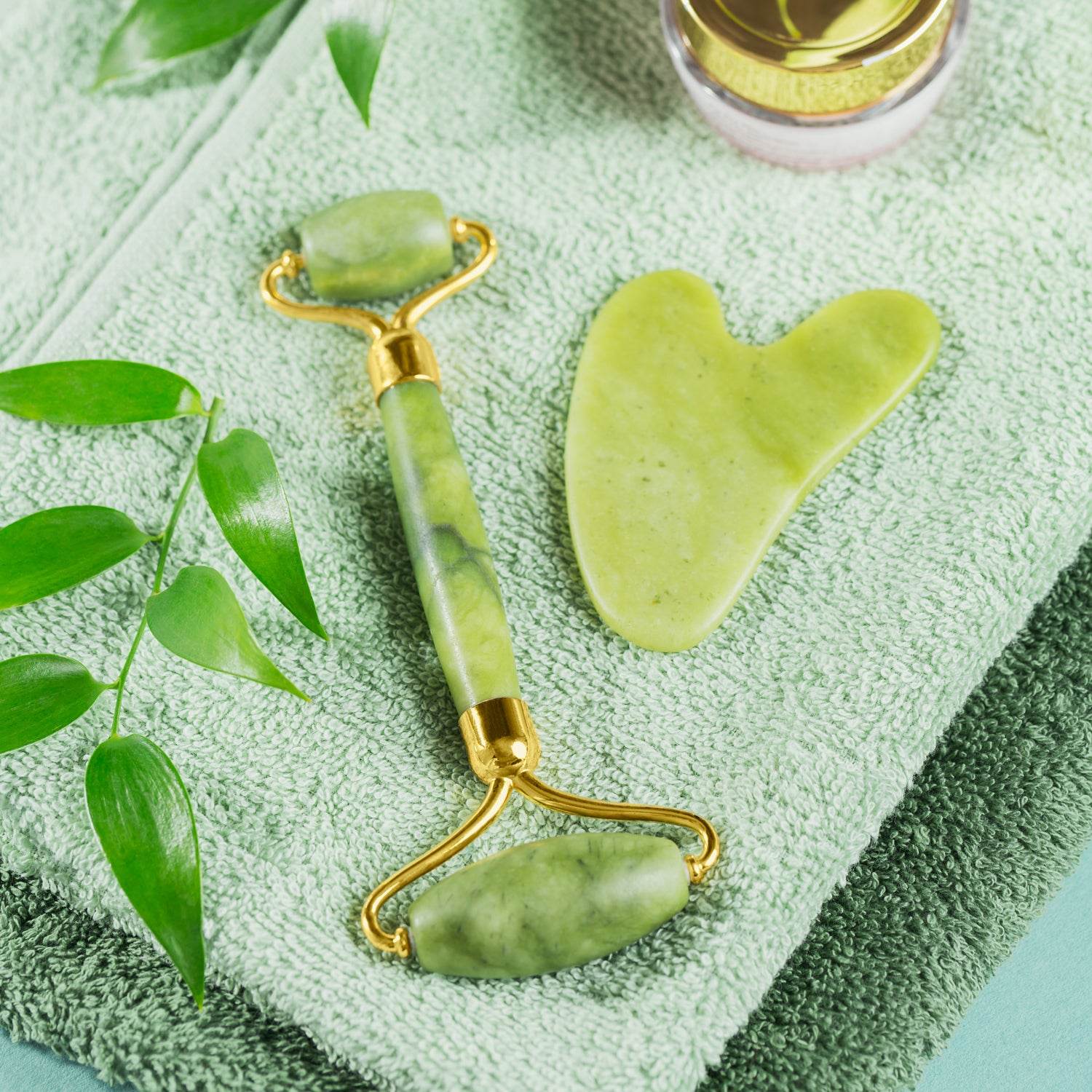 Gua Sha Stone And Anti Aging Jade Roller Massager - 9XShoppy